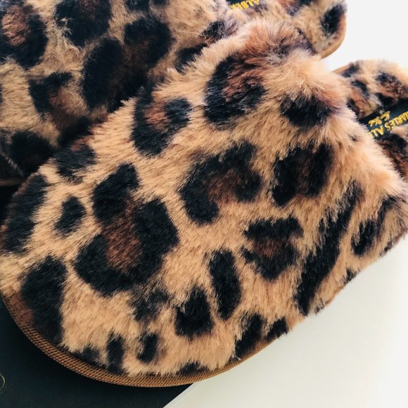 CHARLES ALBERT NY Leopard Slip-On Slippers M 7-8 - Picture 2 of 6